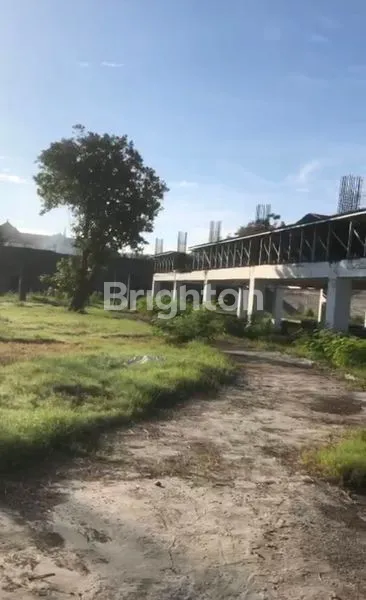 image TANAH DI JALAN BYPASS NGURAH RAI, JIMBARAN — LOKASI STRATEGIS DI KAWASAN YANG SANGAT RAMAI DAN TERUS BERKEMBANG. BERADA DEKAT RESTORAN LAOTA (7)