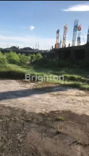 image TANAH DI JALAN BYPASS NGURAH RAI, JIMBARAN — LOKASI STRATEGIS DI KAWASAN YANG SANGAT RAMAI DAN TERUS BERKEMBANG. BERADA DEKAT RESTORAN LAOTA (4)