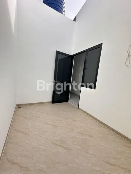 image DIJUAL RUMAH BARU SIAP HUNI  DILOKASI STRATEGIS (8)