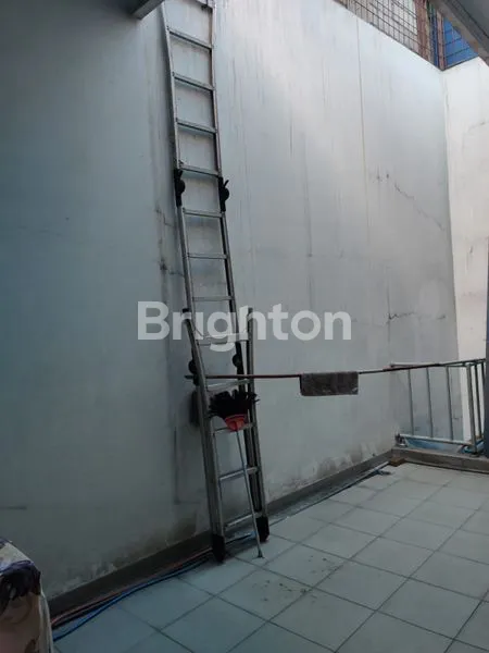 image RUMAH SUNTER AGUNG UK8X18 2LT 4KT 2KM ROW 2 MOBIL SHM JAKARTA UTARA (7)