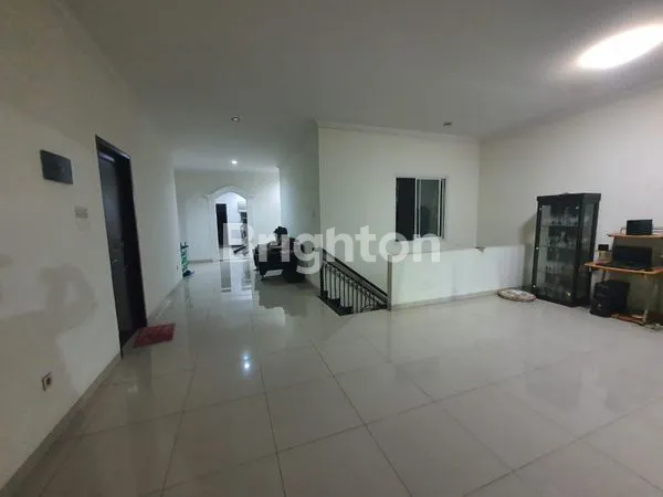 image DIJUAL CEPAT RUMAH JATI BENING ESTATE FULL FURNISH BEKASI (4)