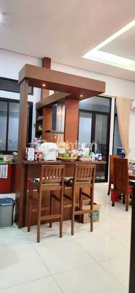 image RUMAH 2½ LANTAI 306M² CARPORT 2 MOBIL DI SUNTER AGUNG JAKARTA UTARA (7)