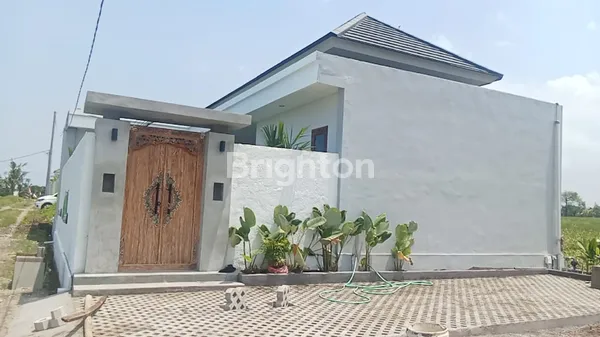 image RUMAH MINIMALIS SIAP HUNI DI DENPASAR BALI – FASILITAS LENGKAP & LOKASI TENANG. (3)