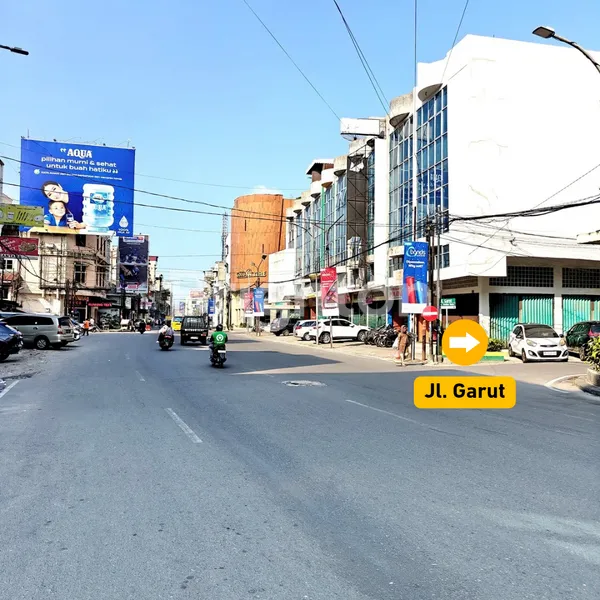 DI SEWAKAN. RUMAH GANDENG JL. GARUT. HANYA 50 METER DARI JL. MT HARYONO & UNILAND PLAZA