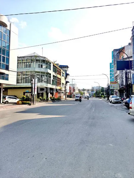 image DI SEWAKAN. RUMAH GANDENG JL. GARUT. HANYA 50 METER DARI JL. MT HARYONO & UNILAND PLAZA (3)