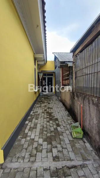 image RUMAH SIAP HUNI DEKAT PLAZA CIBUBUR (8)