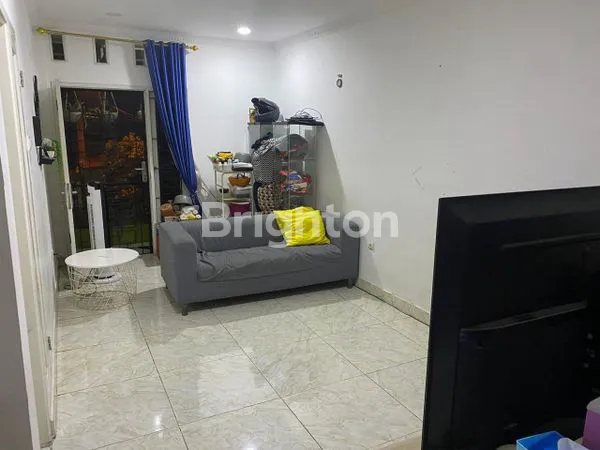 image RUMAH 3 LANTAI DI KEMANG PRATAMA – HARGA TERBAIK! (3)