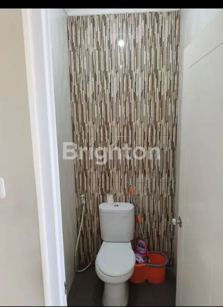 image DIJUAL RUMAH 2 LANTAI BUKIT GOLF RIVERSIDE  (7)