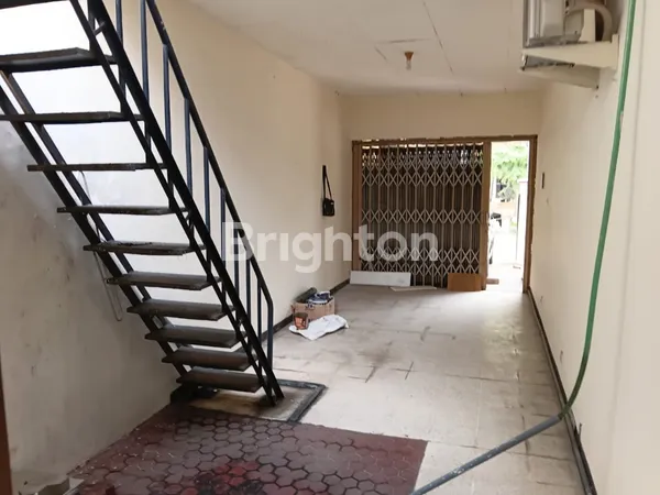 image RUMAH STRATEGIS WISMA MUKTI SURABAYA (8)