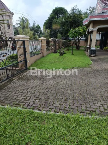 image RUMAH DIJUAL DENGAN LUAS TANAH 1.200M2 STM MEDAN (3)