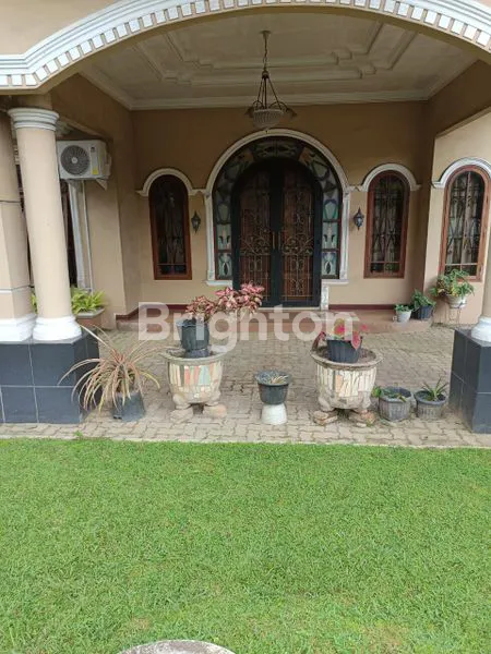 image RUMAH DIJUAL DENGAN LUAS TANAH 1.200M2 STM MEDAN (4)