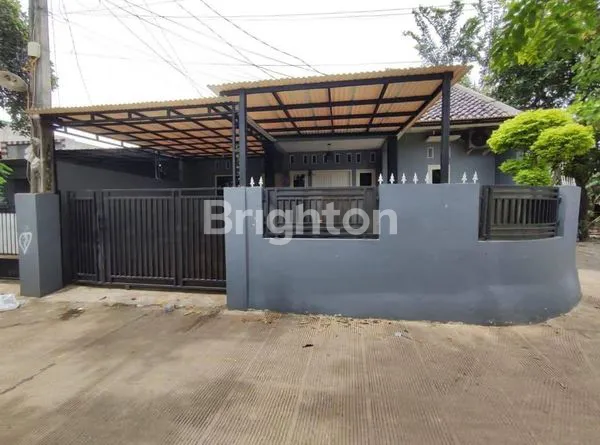 image RUMAH HOEK SIAP HUNI DEKAT AKSES TOL DAN LRT JATIBENING BEKASI (2)