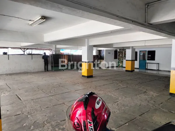 image GEDUNG KAMPUS 4 LANTAI DI KRAMAT, STRATEGIS (6)