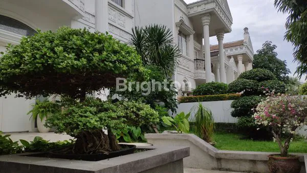 image SEWA RUMAH CITRALAND RAFFLES GARDEN SURABAYA BARAT (7)