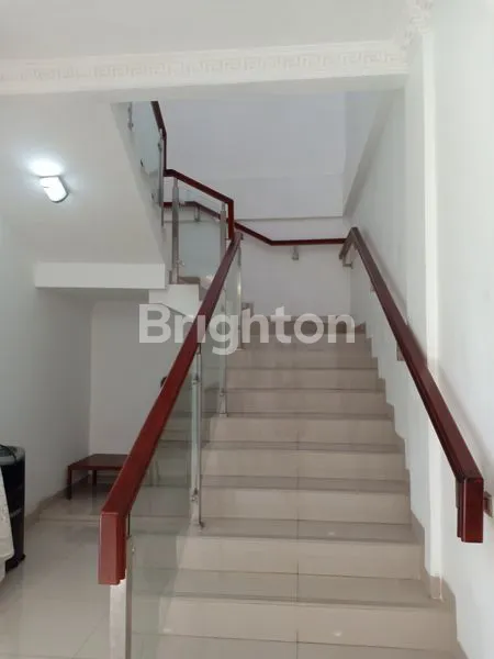 image RUMAH+KANTOR CANTIK, MEWAH, FULL FURNISHED. BANGUNAN 2 LANTAI DI PASAR MINGGU JAKARTA SELATAN (2)