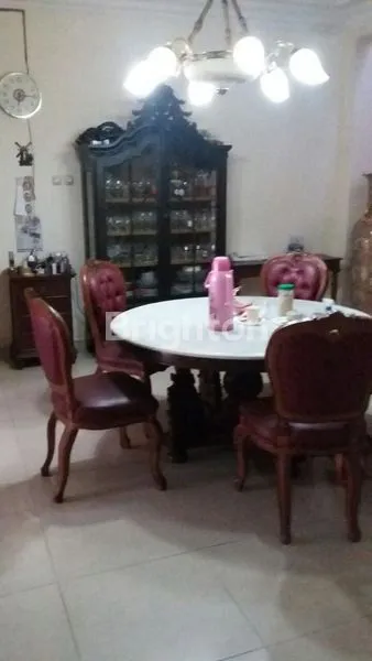 image RUMAH MEWAH LOKASI SEMARANG ATAS BANYUMANIK - SEMARANG (3)