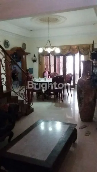 image RUMAH MEWAH LOKASI SEMARANG ATAS BANYUMANIK - SEMARANG (6)