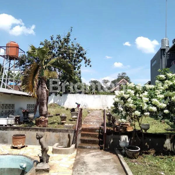 image RUMAH MEWAH LOKASI SEMARANG ATAS BANYUMANIK - SEMARANG (8)