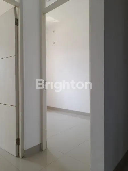 image RUMAH BARU RAYA KUTISARI INDAH ROW JALAN 4 MOBIL  (6)