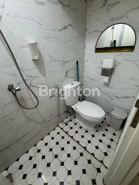 image RUMAH MODERN JGC CAKUNG CLUSTER LA SEINE MURAH SIAP HUNI (8)