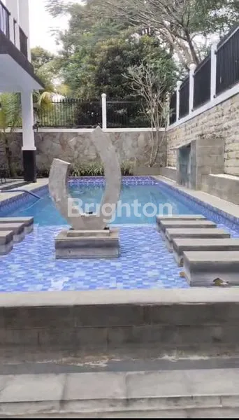 image RUMAH MEWAH SIAP HUNI DI BNR – KOLAM RENANG PRIBADI, LOKASI PALING STRATEGIS! (6)
