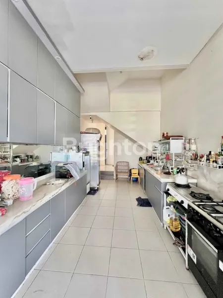 image RUMAH MINIMALIS CITRALAND THE GREENLAKE SIAP HUNI LOKASI ELITE (4)