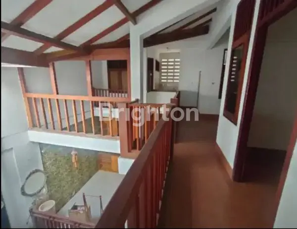 image RUMAH 2 LANTAI SIAP HUNI, LOKASI STRATEGIS, PELA  MAMPANG , JAKARTA SELATAN. (7)