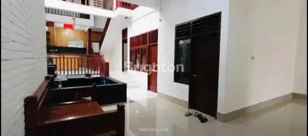 image RUMAH 2 LANTAI SIAP HUNI, LOKASI STRATEGIS, PELA  MAMPANG , JAKARTA SELATAN. (8)