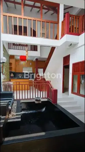 RUMAH 2 LANTAI SIAP HUNI, LOKASI STRATEGIS, PELA  MAMPANG , JAKARTA SELATAN.