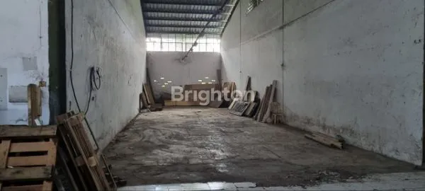 image GUDANG STRATEGIS DI CIBOLERANG, AKSES TOL DEKAT (2)