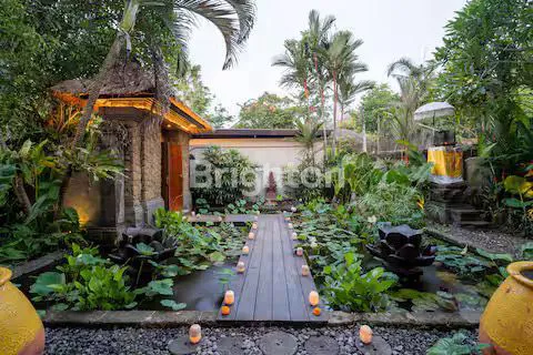 image VILLA LUXURY CHEAP OCEAN VIEW AT CEMAGI (5)