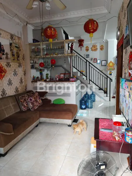 image HUNIAN STRATEGIS 2 LANTAI DI PORIS (2)