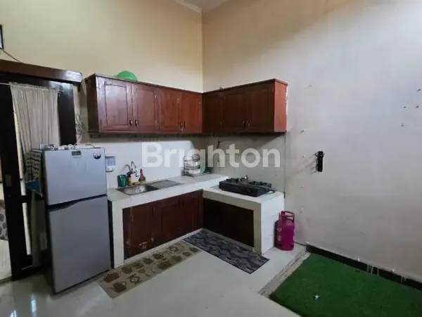 image RUMAH CANTIK TERAWAT 2 KAMAR TIDUR (3)