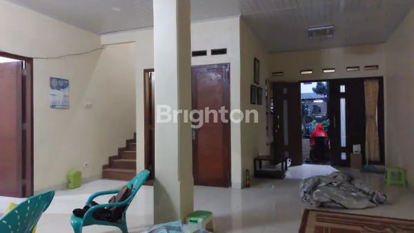 image RUMAH DUA LANTAI (4)