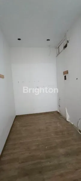 image RUKO 4 LANTAI SIAP PAKAI DIDAERAH STRATEGIS (4)