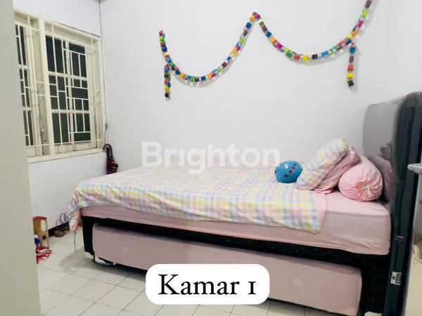 image RUMAH 3 LANTAI DI WARU, DEKAT BANDARA JUANDA (6)