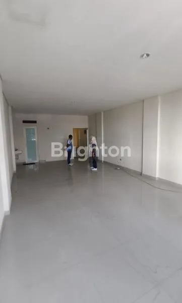 image JUAL RUKO CITRALAND HADAP BARAT LAUT (4)