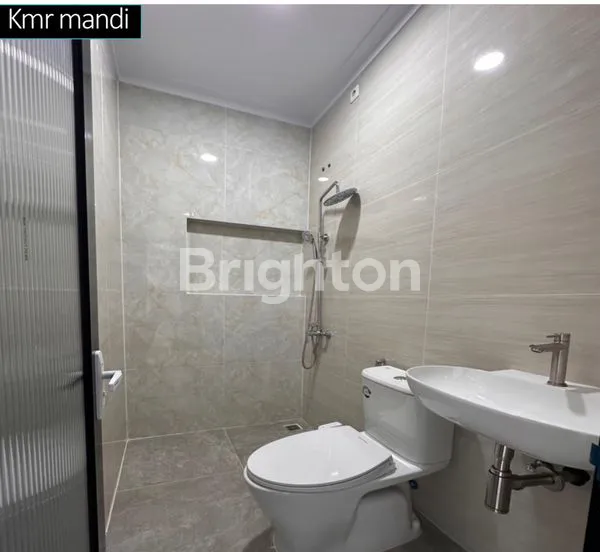 image DIJUAL RUMAH BARU 3 LANTAI TANJUNG DUREN LOKASI STRATEGIS & JALAN DEPAN LEBAR (5)