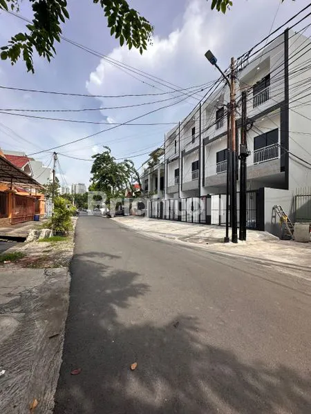 image RUMAH BARU BAGUS SIAP HUNI TANJUNG DUREN (4)