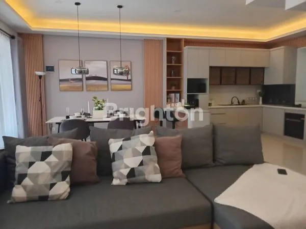 image RUMAH SETRADUTA MODERN AMERICAN STYLE DEKAT TOL PASTEUR  (5)