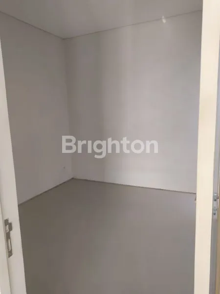 image RUMAH SIAP HUNI ROYAL RESIDENCE GREENWICH 3KT (5)