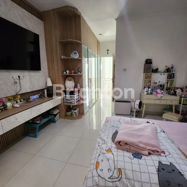 image RUMAH 2LANTAI SIAP HUNI DI KELAPA GADING. (6)