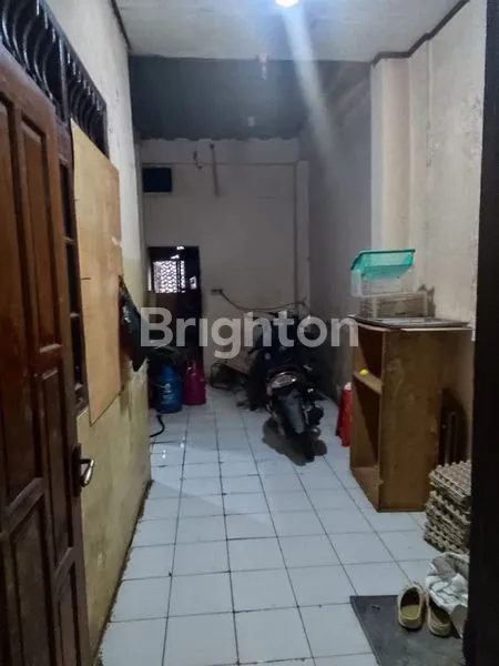 image RUMAH FAMILY SIZE PINGGIR JALAN – LAHAN LUAS, IDEAL UNTUK USAHA & HUNIAN\N (3)