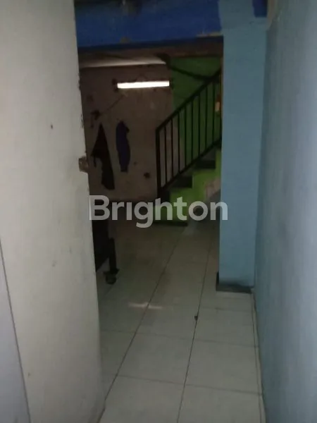 image RUKO 3 LANTAI RAYA MANYAR (7)