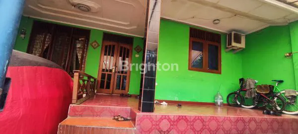 image RUMAH 4 KT DI KEBAYORAN LAMA, LT 210M² (3)
