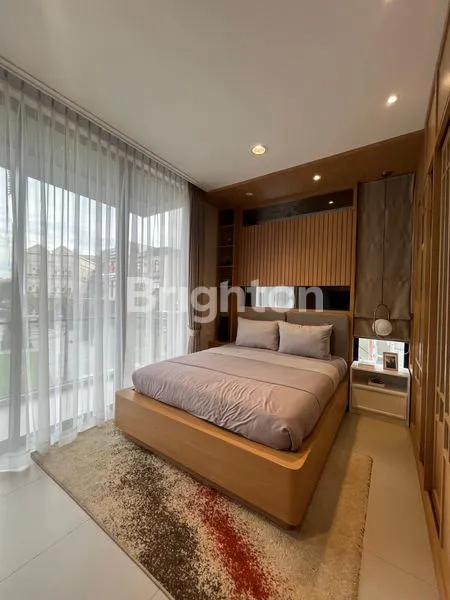 image RUMAH 2 LANTAI EKSKLUSIF PIK 2 TIPE OMEGA| CICILAN MULAI 10 JUTA/BULAN (4)