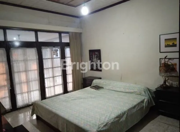 image INVESTASI EMAS DI UJUNG BERUNG! RUMAH LUAS + RUMAH KOST 9 KAMAR, DEKAT RSUD (6)