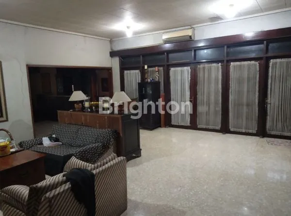 image INVESTASI EMAS DI UJUNG BERUNG! RUMAH LUAS + RUMAH KOST 9 KAMAR, DEKAT RSUD (5)