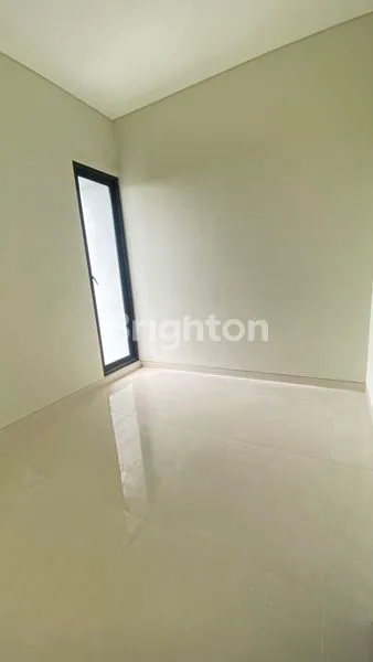 image PERUMAHAN MEWAH DEKET PINTU TOL SAWOJAJAR (6)