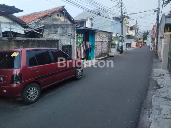 image RUMAH LUAS 351M² DI KELAPA DUA JAKBAR (3)